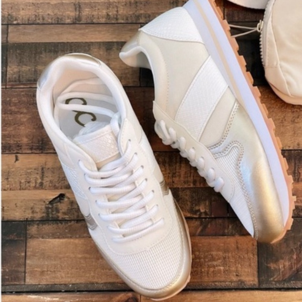 Monochromatic Metallic Champagne Retro Runner Sneakers